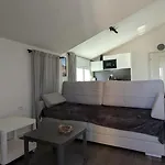 Apartment Marina Iv,