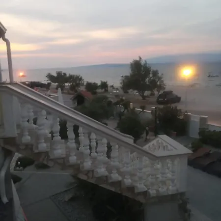 Apartment Marina Iv,